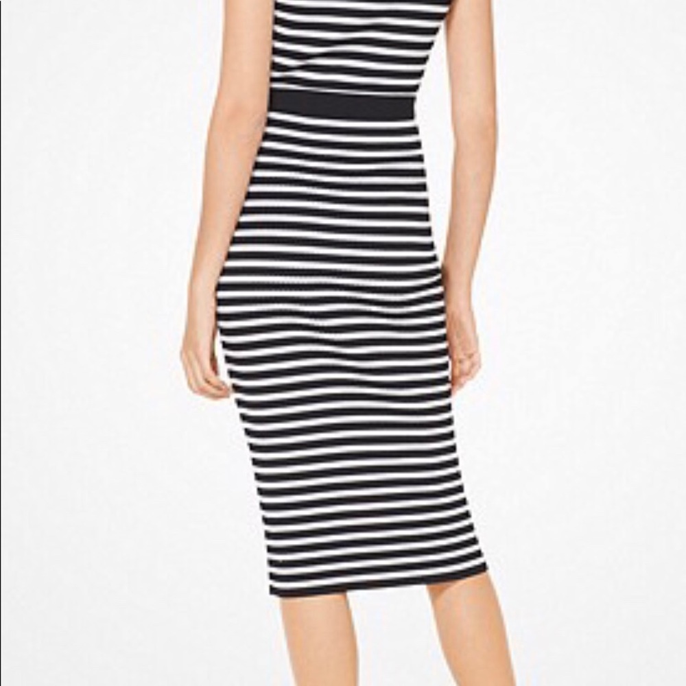 🎉🎉Host Pick🎉🎉 Michael Kors Dress - Picture 4 of 6